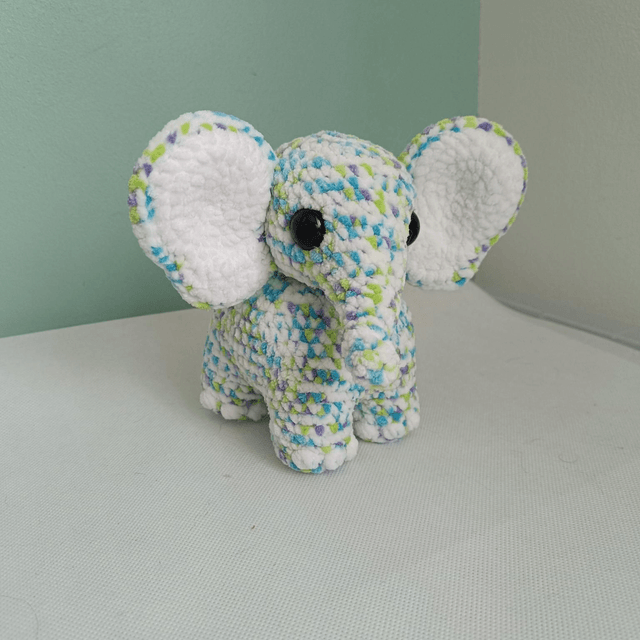 Éléphant coloré 🐘